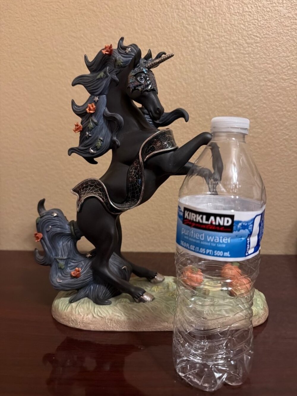 2002 Princeton Gallery Halloween Magic Unicorn Black Porcelain Figurine - No Box - Picture 6 of 17